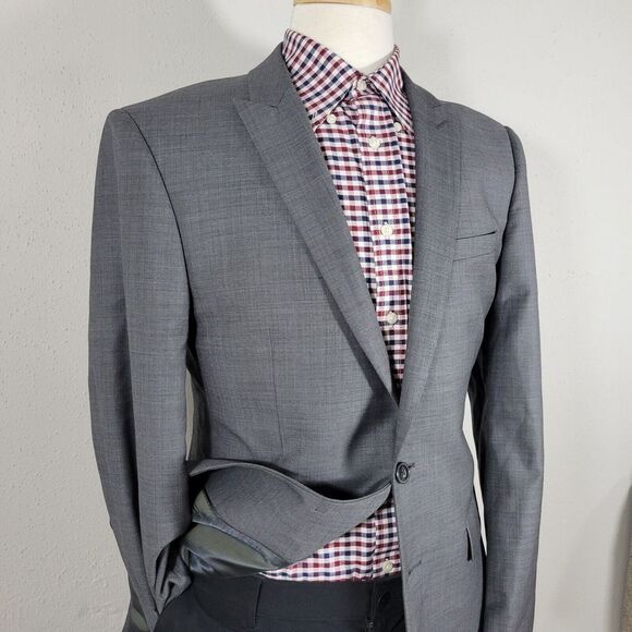 Calvin Klein Men's Sport Coat Blazer Two Button Gray Sharkskin Extreme Slim 42R - Picture 3 of 16